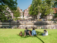 Pause im Stadtpark Kleb (Bildnachweis: Stadt Nagold - Foto ©avmediafactory) Pause im Stadtpark Kleb (Bildnachweis: Stadt Nagold - Foto ©avmediafactory)